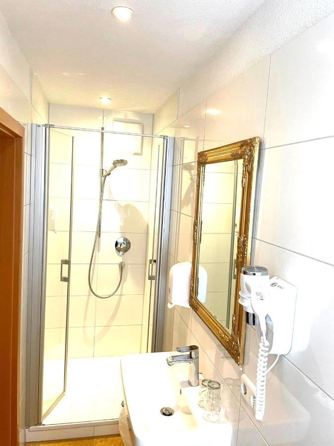 Anker Self-check-in 3*